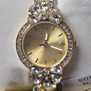 NEW Invicta Wildflower Women's Watch - 30mm, Silver, Rose Gold (69105) #0500